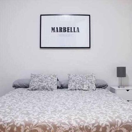Best Location Apartment In Marbella. Beachfront!! Dış mekan fotoğraf